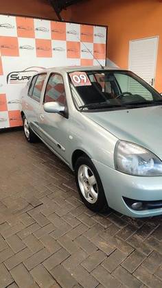 RENAULT CLIO 1.0 AUTHENTIQUE 16V HI-FLEX 2P MANUAL